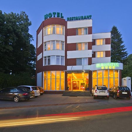 Hotel Bavaria クラヨーヴァ エクステリア 写真